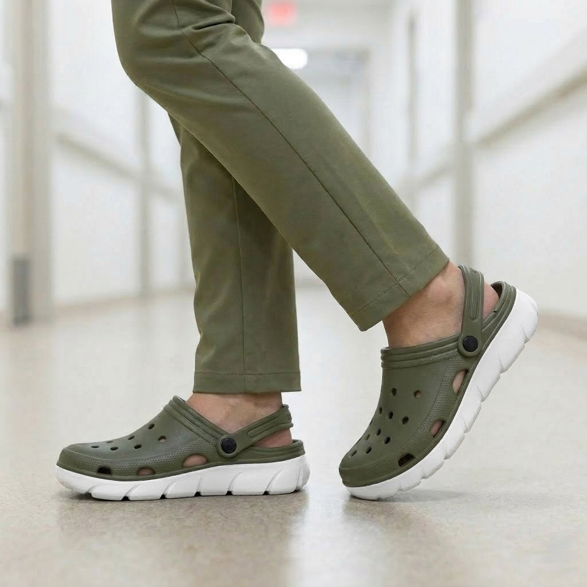 GABY-G Women's Eva Slippers Khaki-White